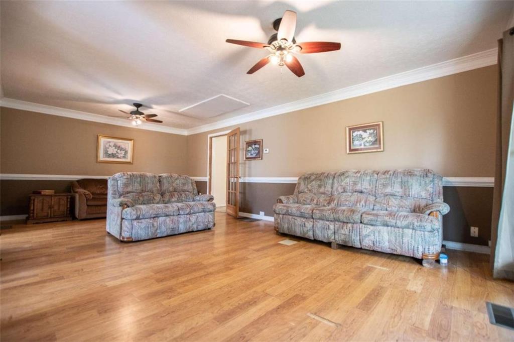 3125 W Highway 166 W