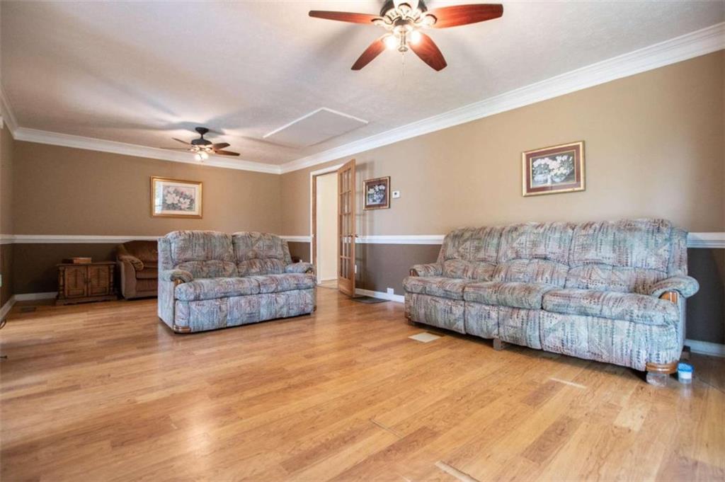 3125 W Highway 166 W