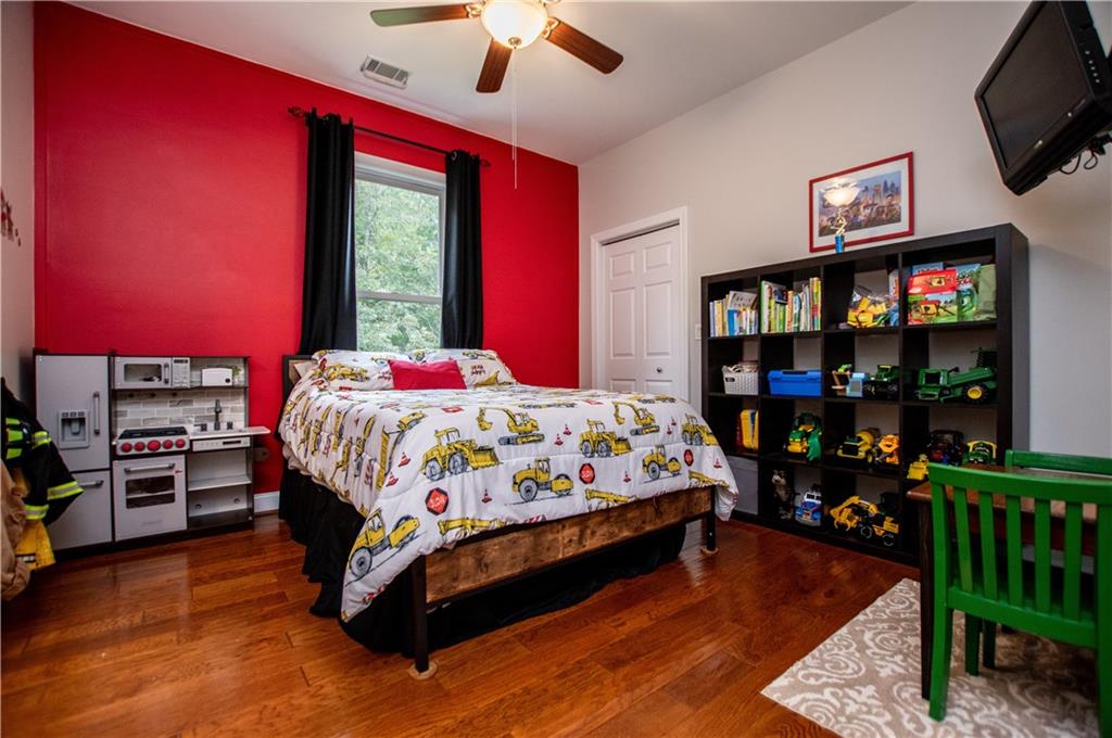 530 Kings Gin Road