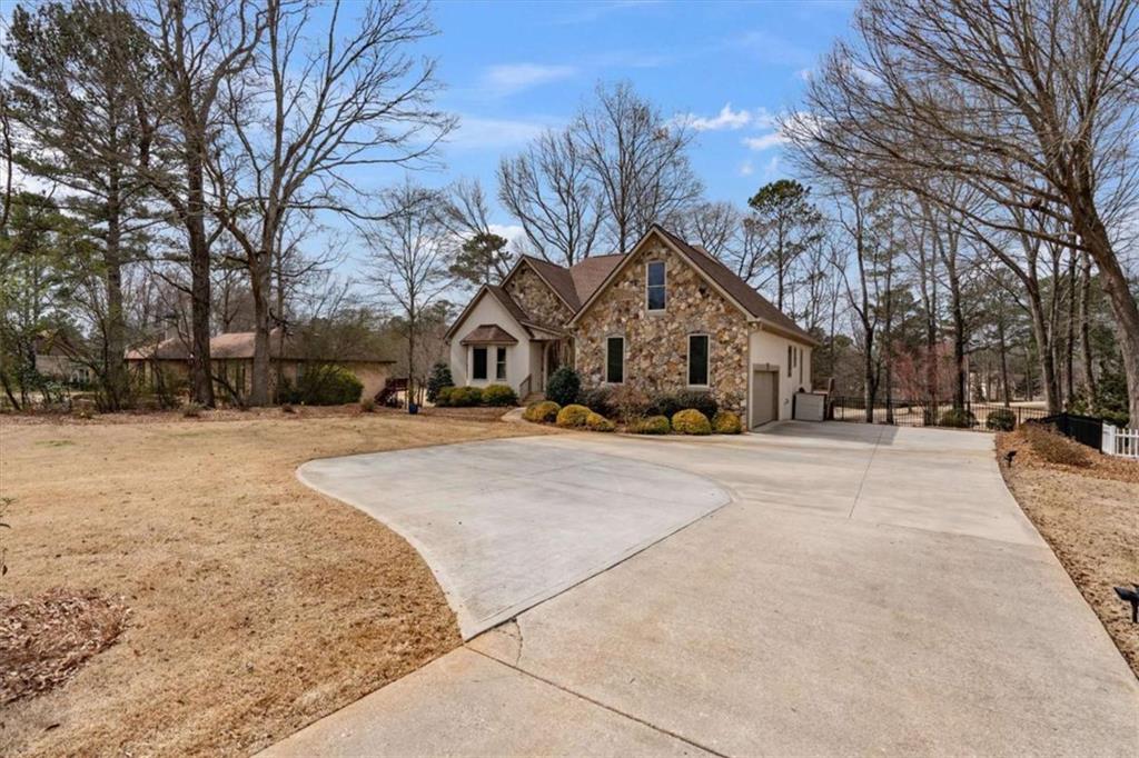 646 Sullivan Road