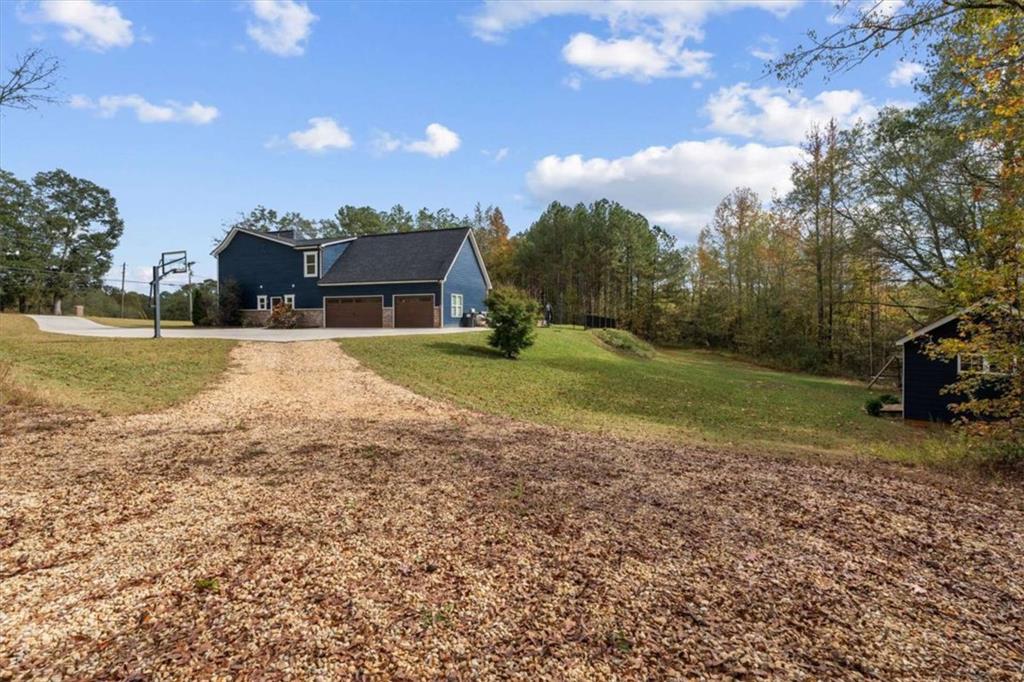 1233 Whooping Creek Road