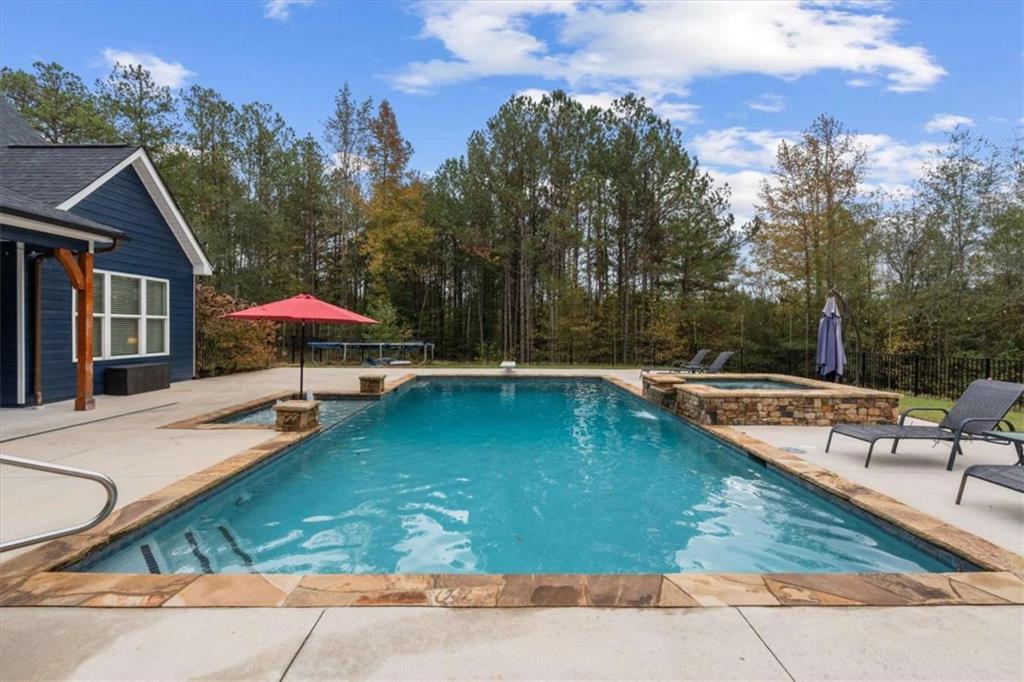1233 Whooping Creek Road