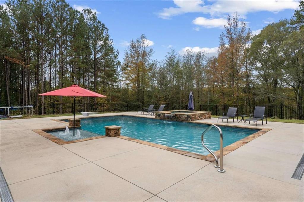 1233 Whooping Creek Road