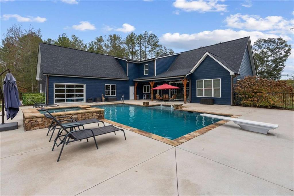 1233 Whooping Creek Road