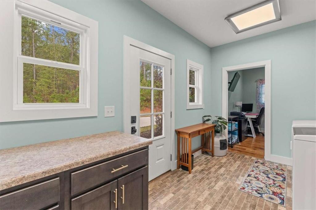 1233 Whooping Creek Road