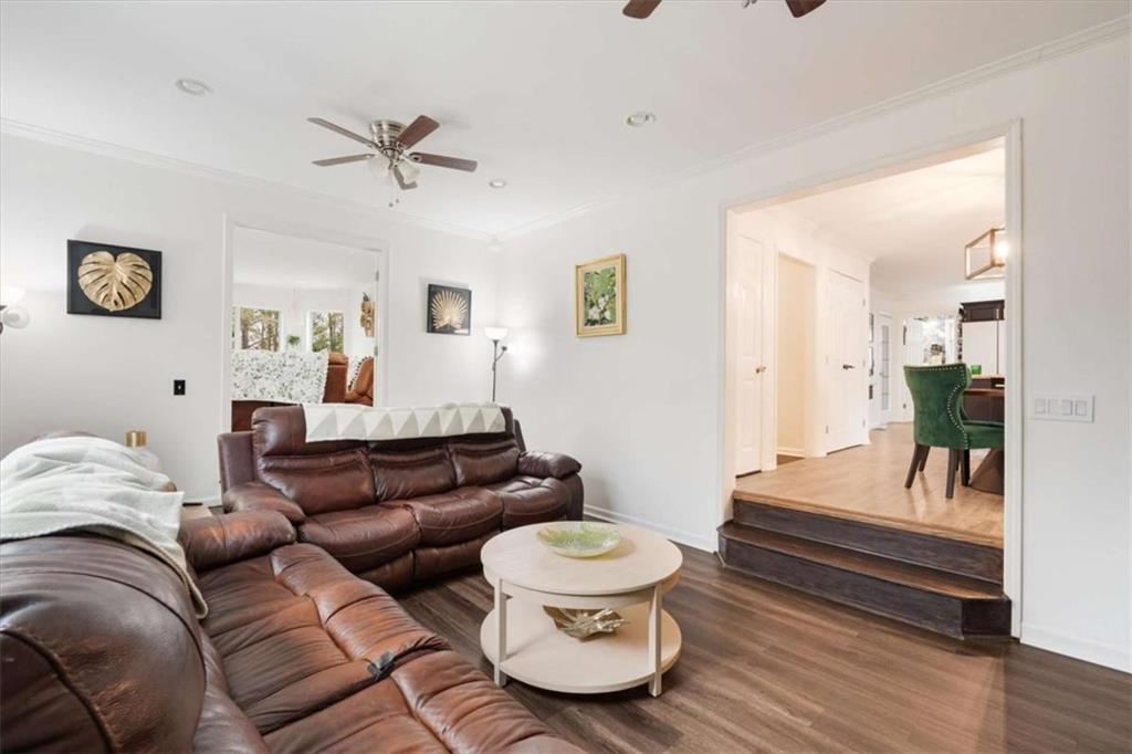 8078 Longleaf Drive