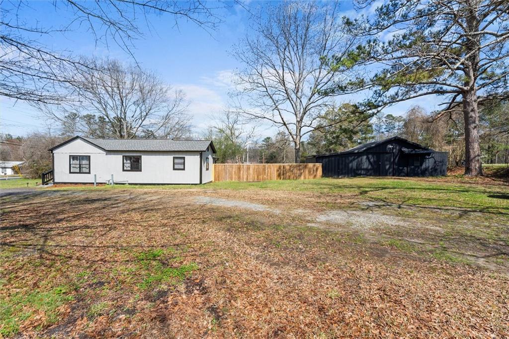1179 Dallas Highway