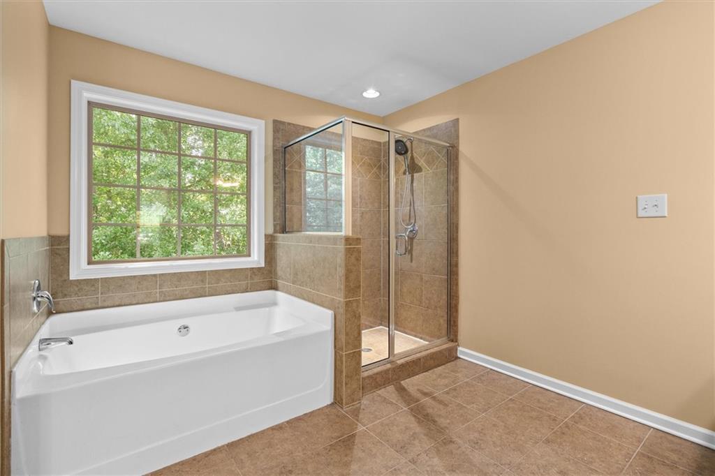 103 Cliffhaven Circle