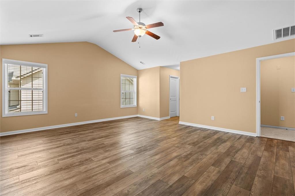 103 Cliffhaven Circle