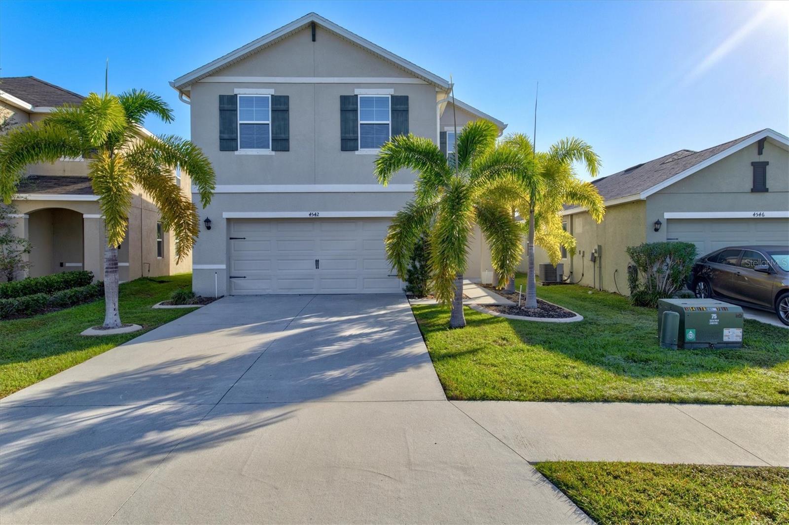4542 LINDEVER LN