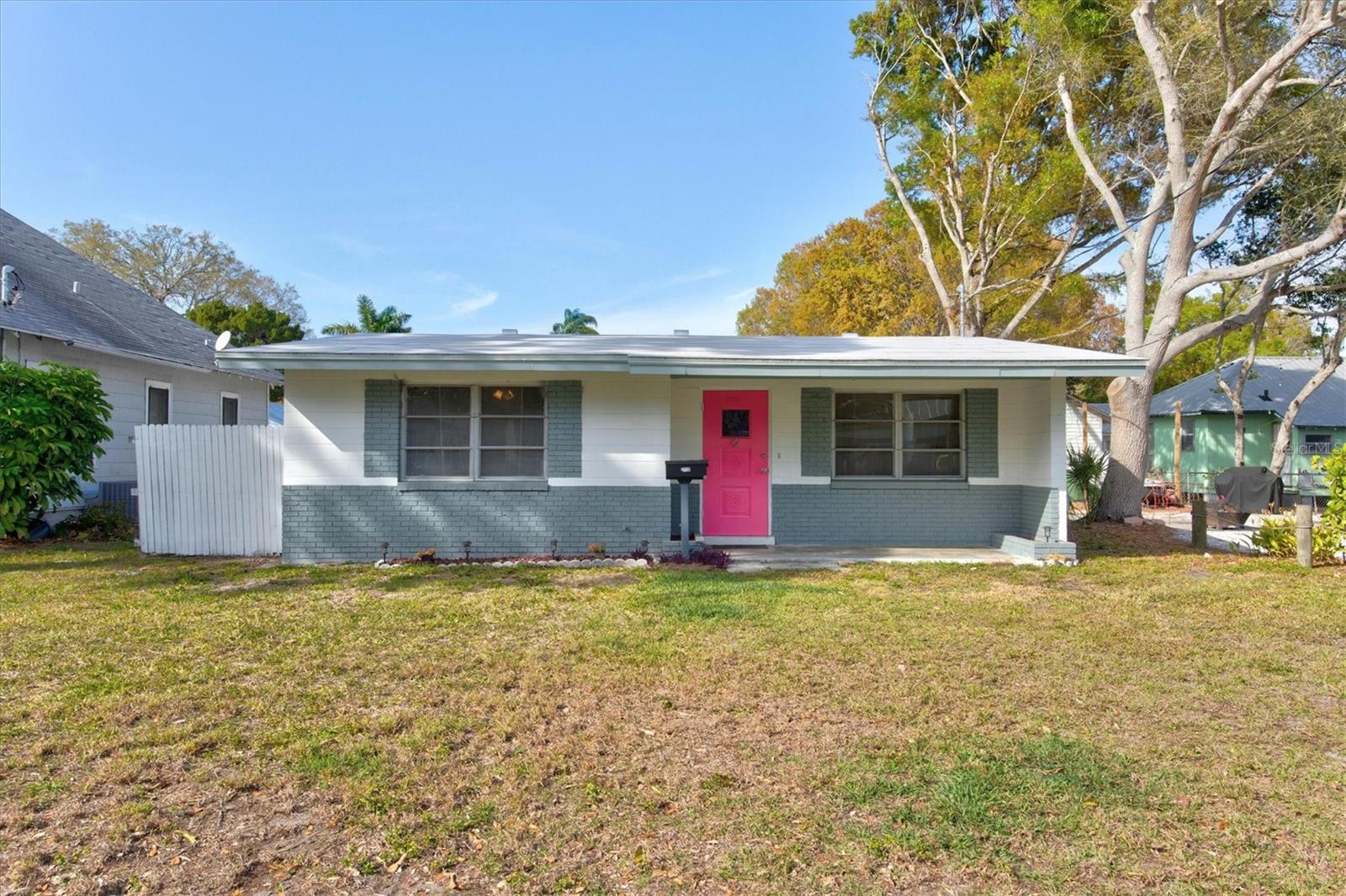 2710 4TH AVE W
