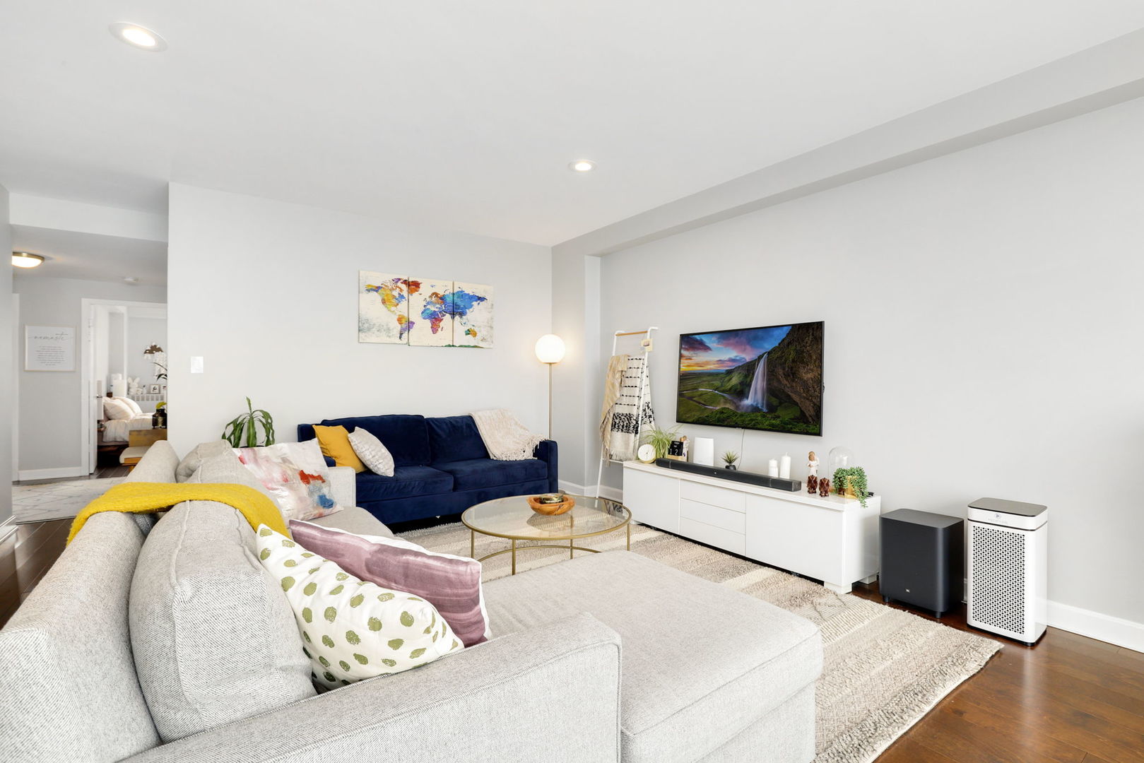 3180 N Lake Shore Drive Unit: 11F