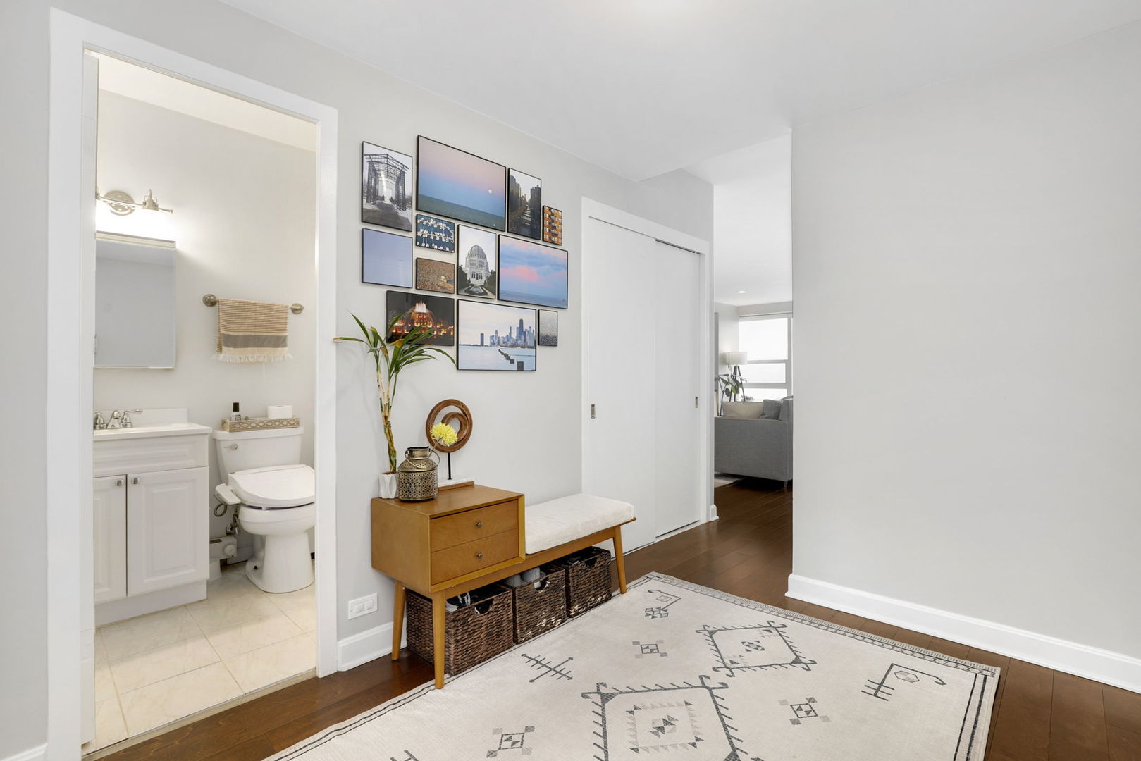 3180 N Lake Shore Drive Unit: 11F