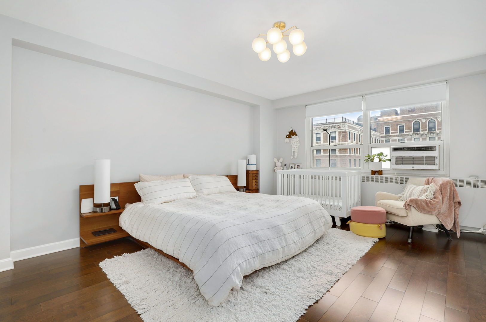 3180 N Lake Shore Drive Unit: 11F