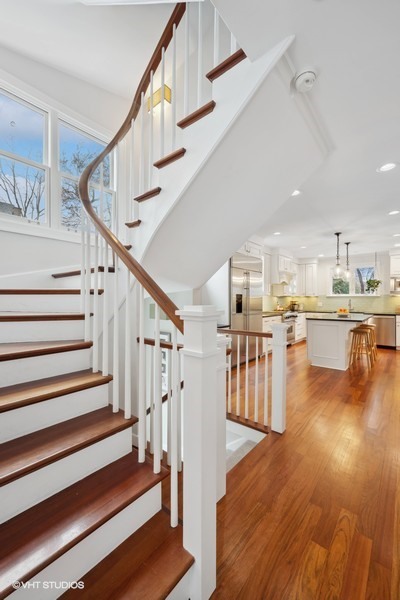 807 Cherry Street