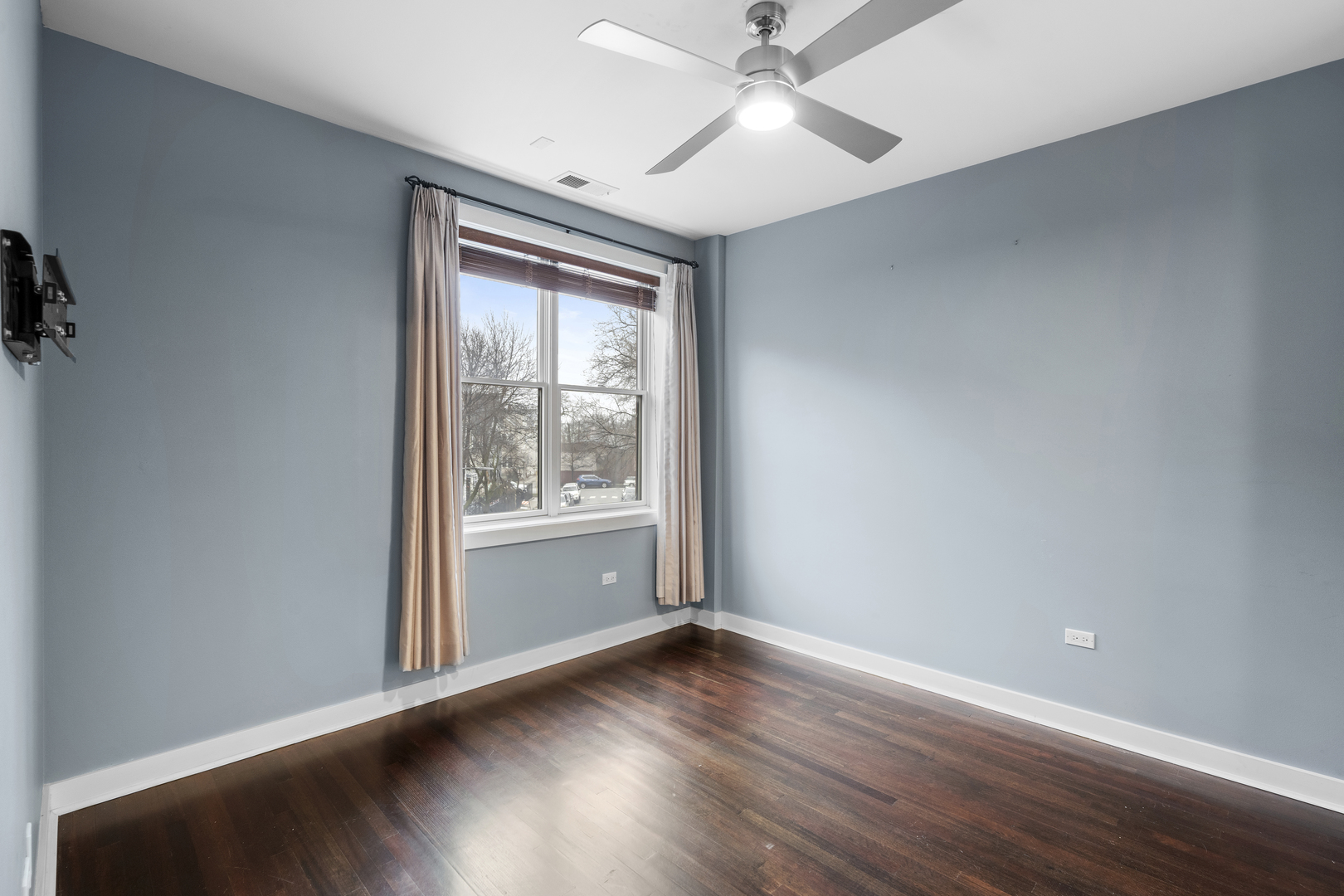 2771 W FRANCIS Place Unit: 201N