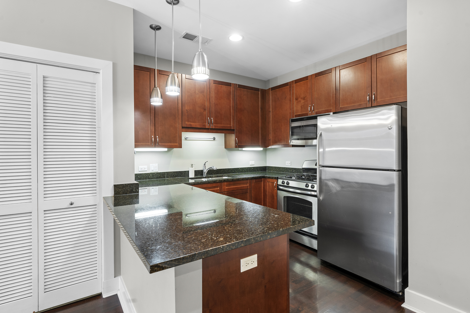 2771 W FRANCIS Place Unit: 201N