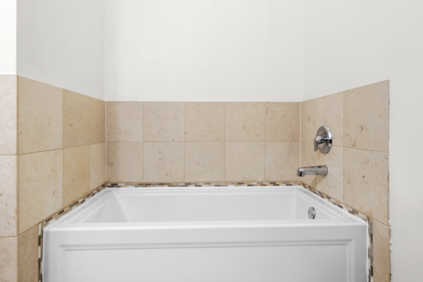 2771 W FRANCIS Place Unit: 201N