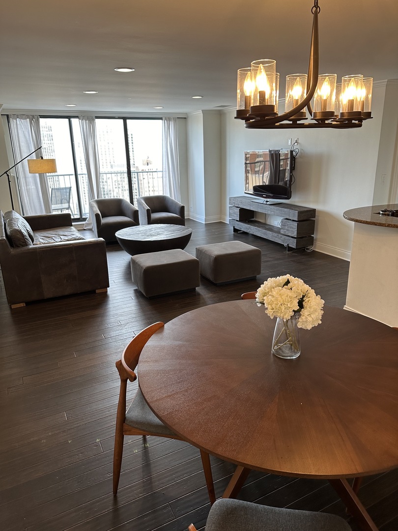 1250 N Dearborn Parkway Unit: 24B