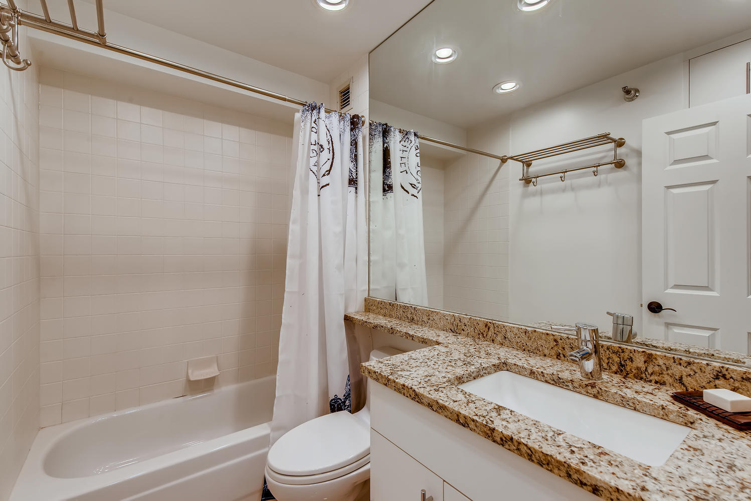 1250 N Dearborn Parkway Unit: 24B