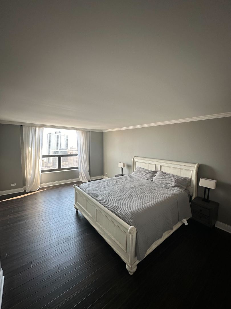 1250 N Dearborn Parkway Unit: 24B