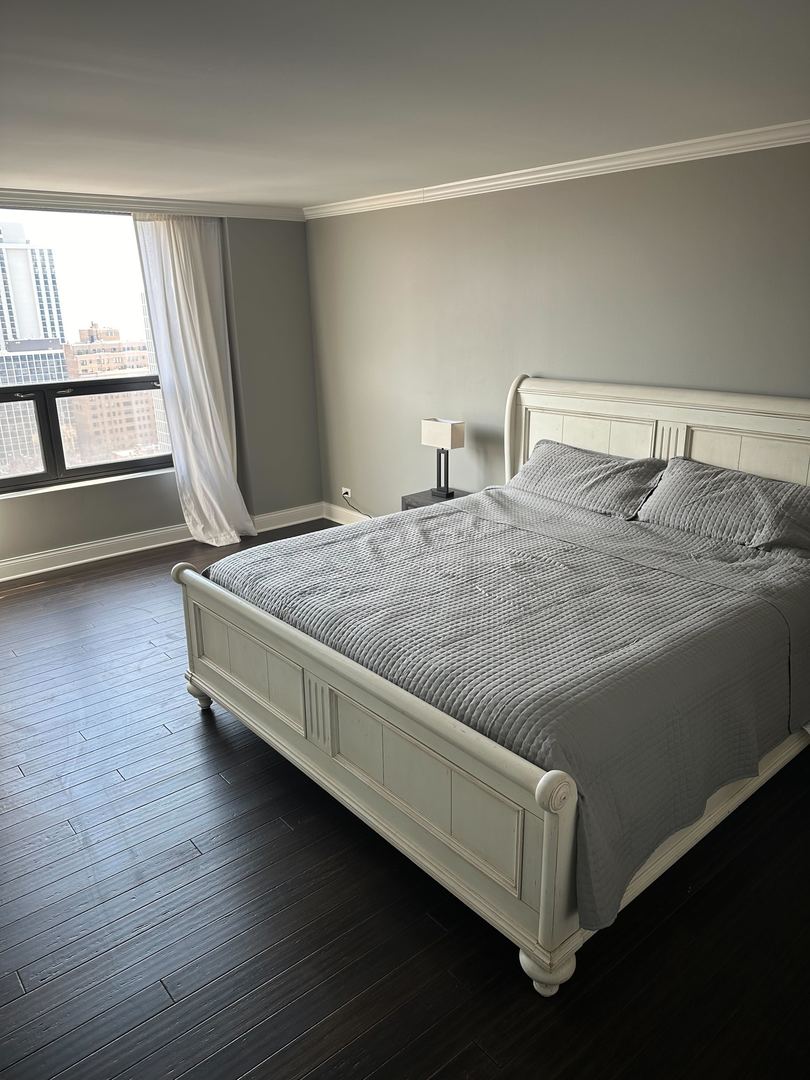 1250 N Dearborn Parkway Unit: 24B