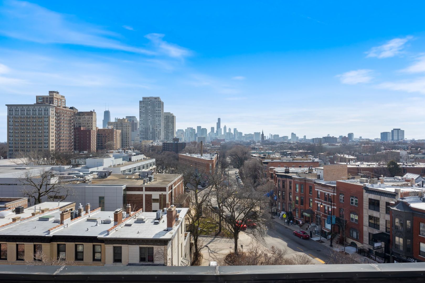 350 W Belden Avenue Unit: 516