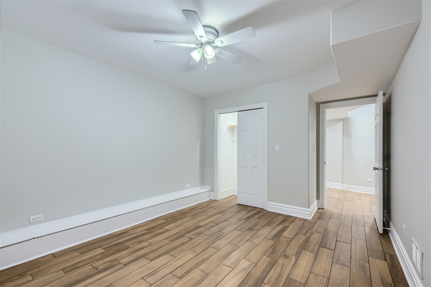 3853 N Kedvale Avenue Unit: B1