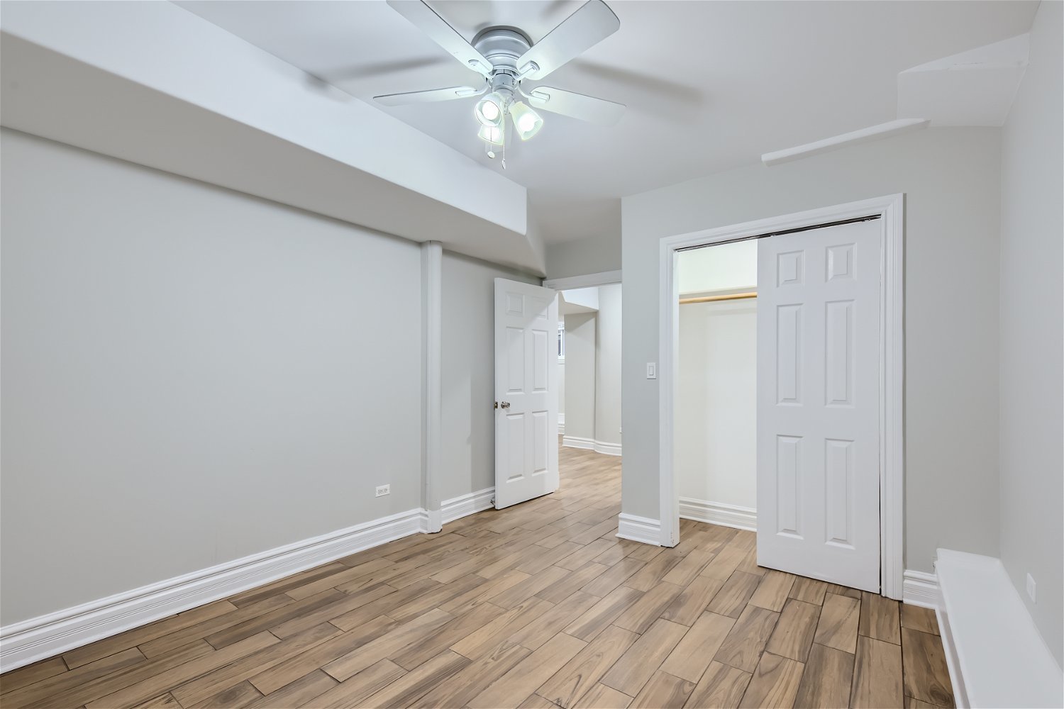 3853 N Kedvale Avenue Unit: B1