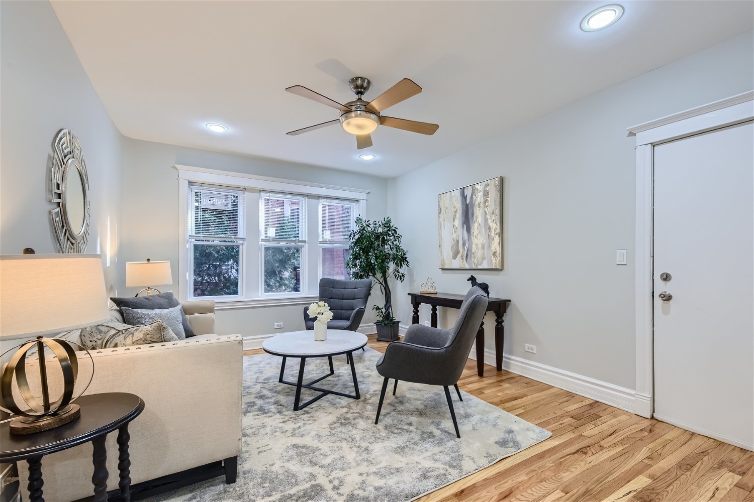3853 N Kedvale Avenue Unit: B1