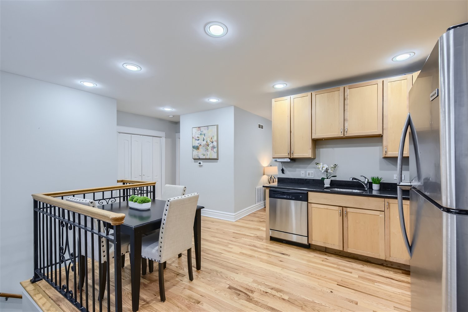 3853 N Kedvale Avenue Unit: B1