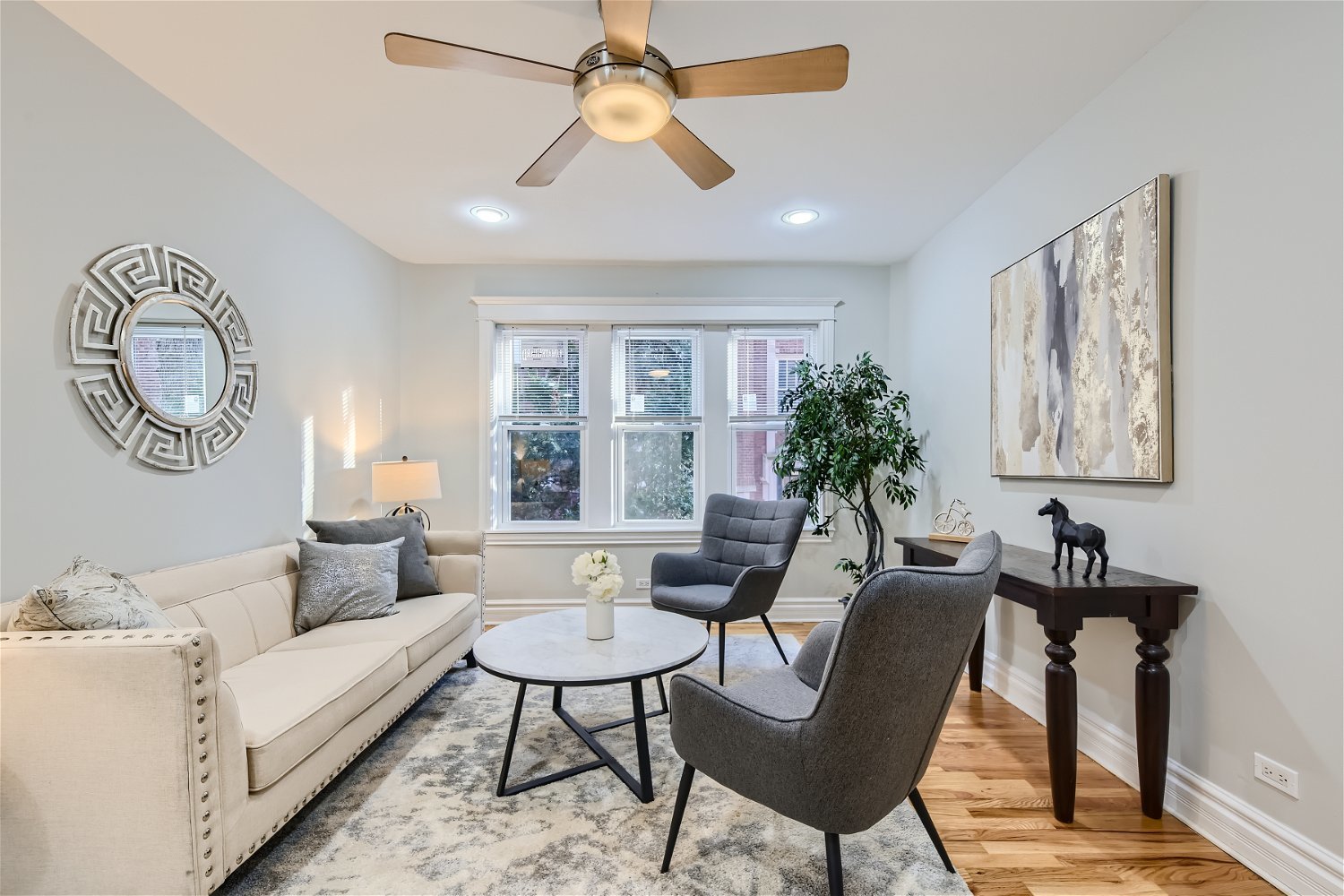 3853 N Kedvale Avenue Unit: B1