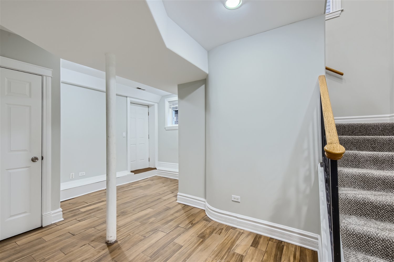 3853 N Kedvale Avenue Unit: B1