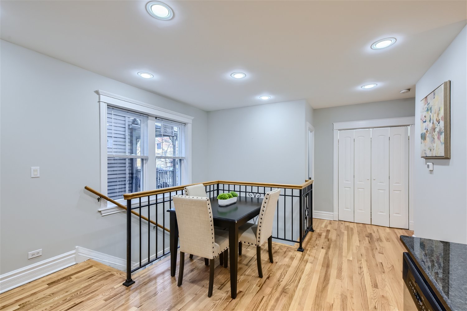 3853 N Kedvale Avenue Unit: B1