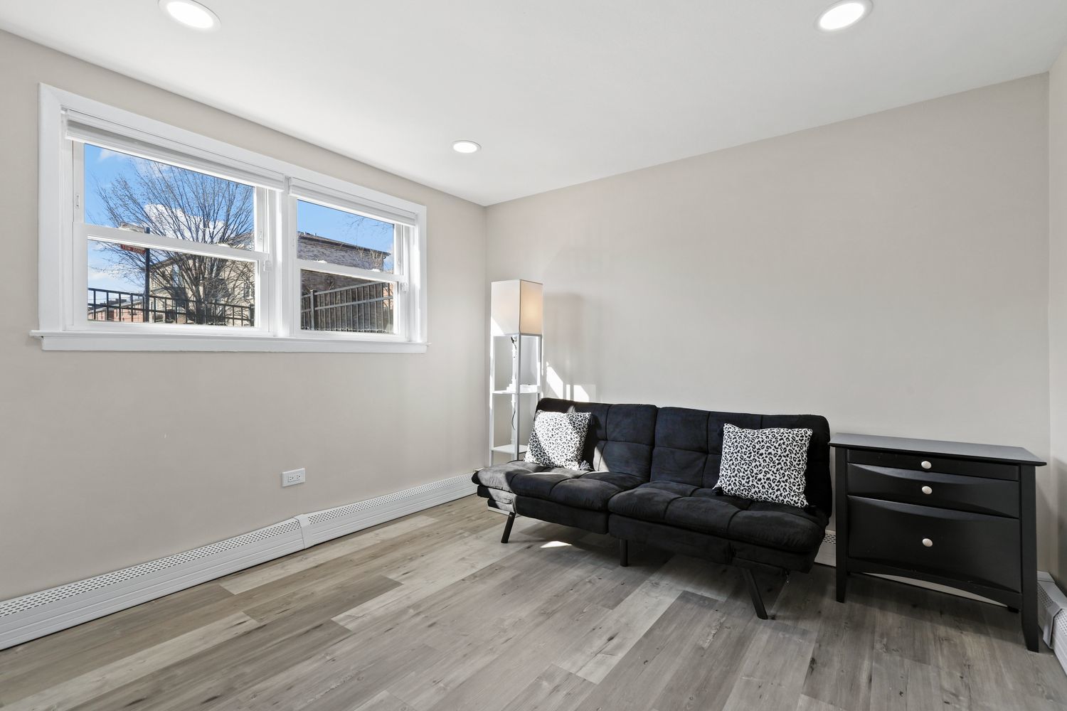 6447 S Narragansett Avenue Unit: 1A