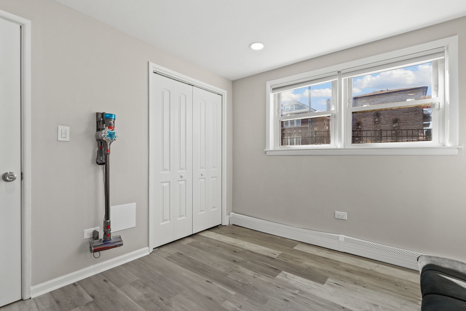 6447 S Narragansett Avenue Unit: 1A