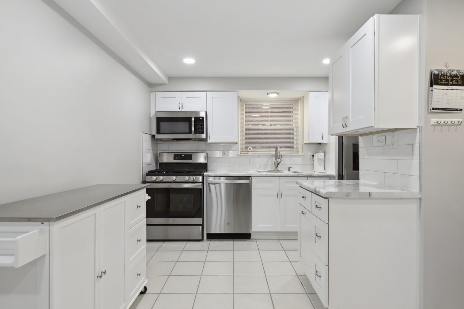 6447 S Narragansett Avenue Unit: 1A
