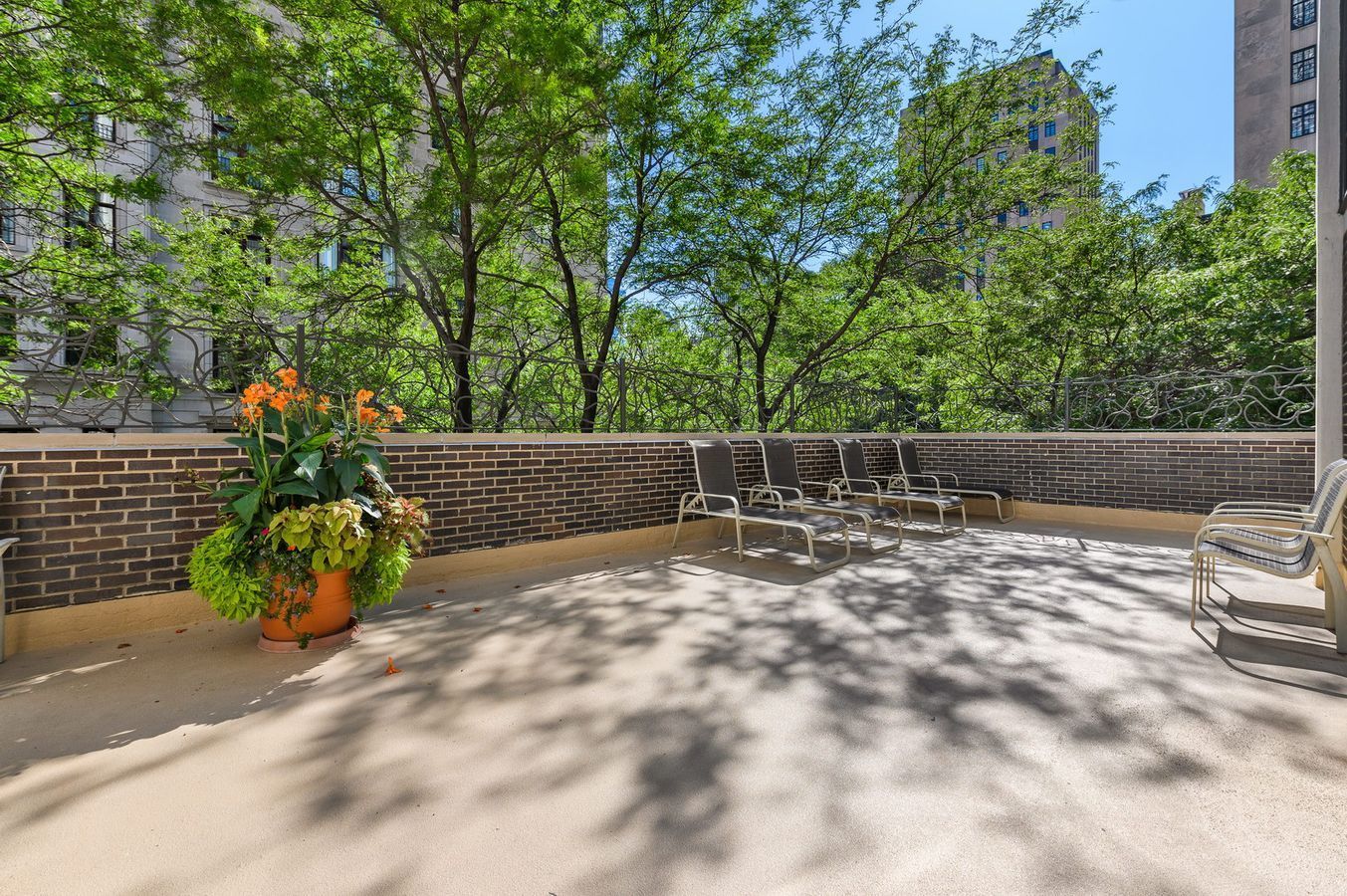 1313 N Ritchie Court Unit: 2001