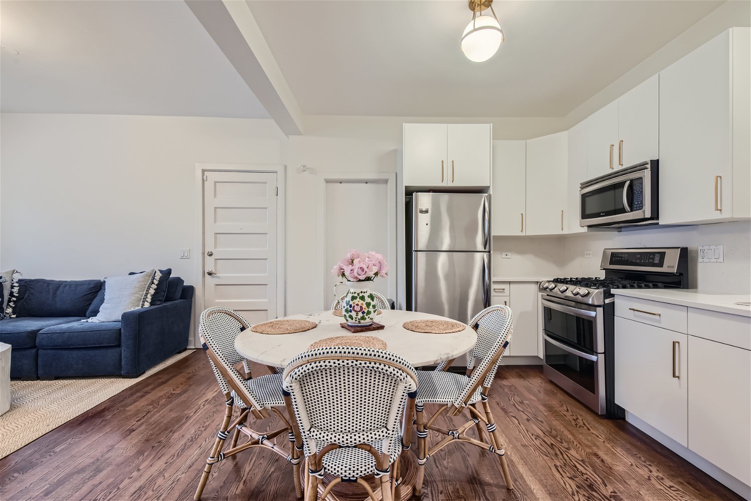 4055 N Wolcott Avenue Unit: 1S