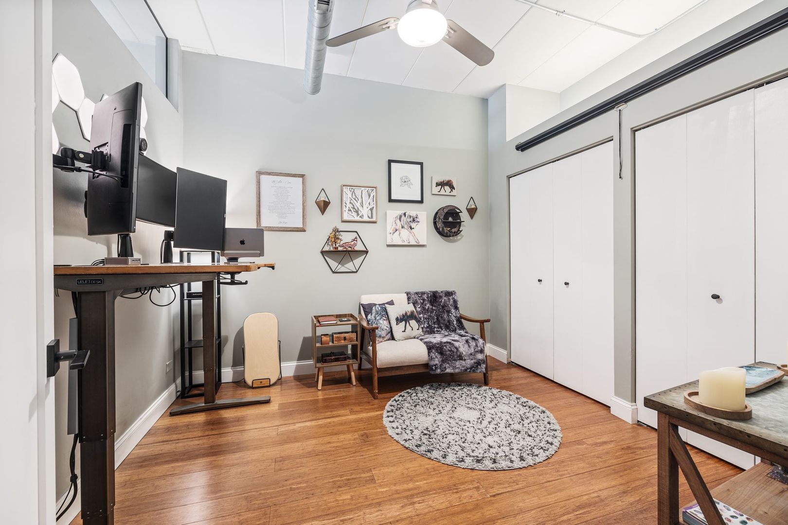 3944 N Claremont Avenue Unit: 205