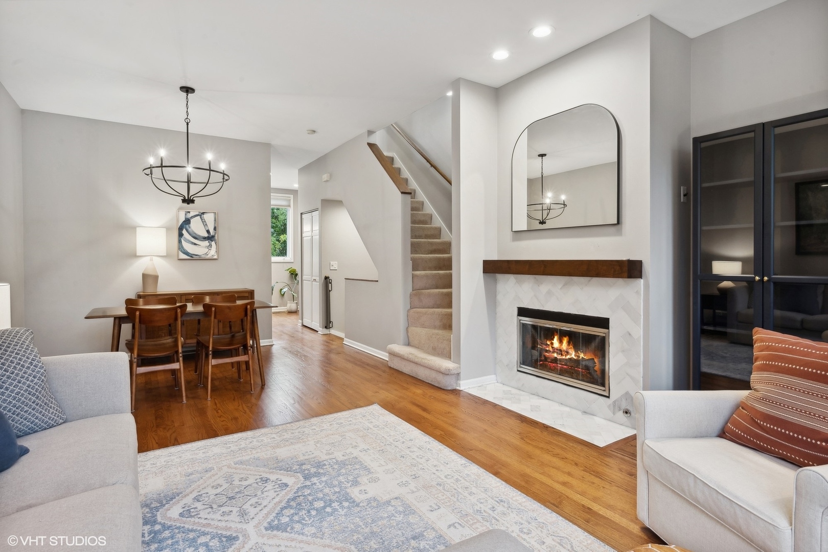 1801 W Winnemac Avenue Unit: D