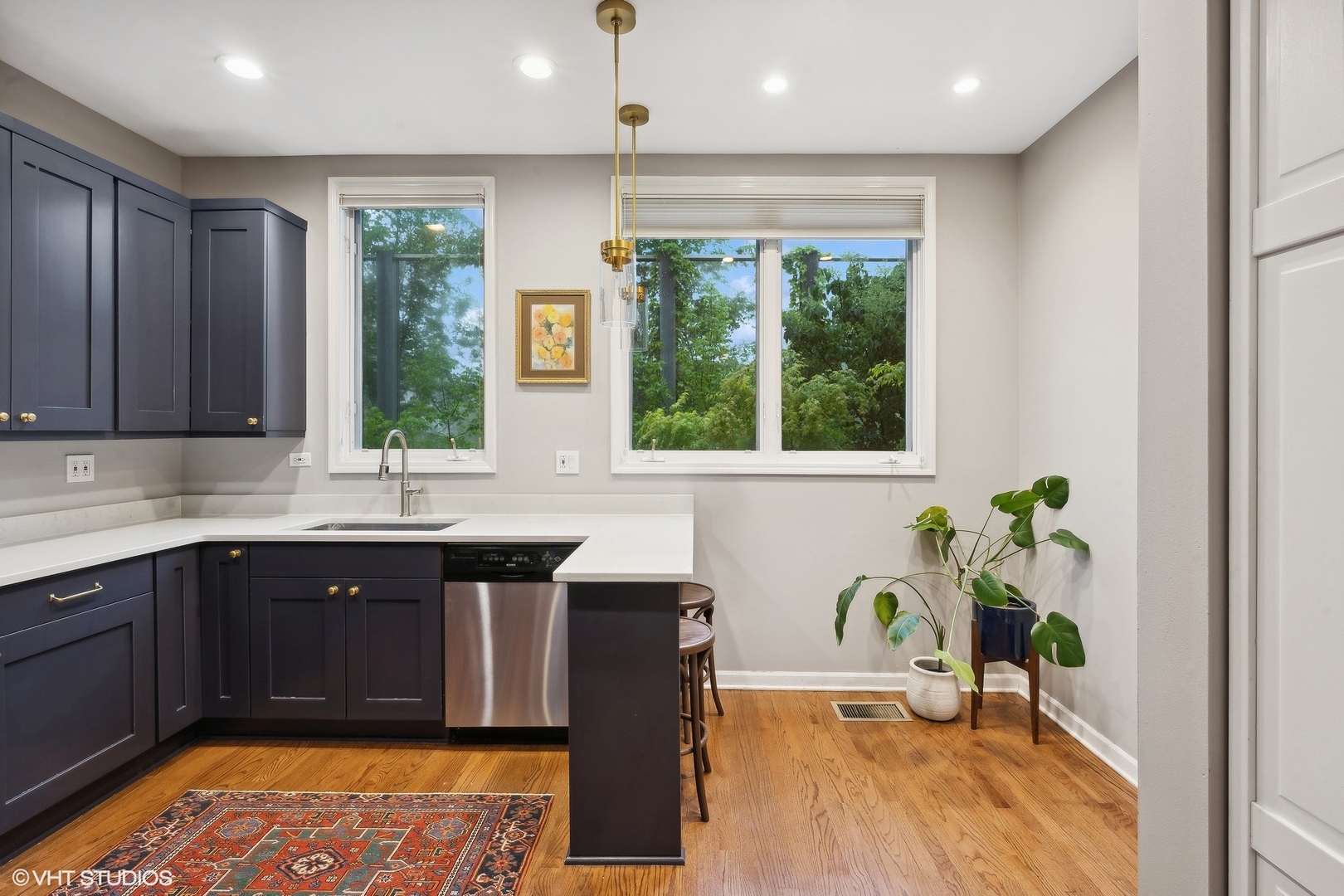 1801 W Winnemac Avenue Unit: D
