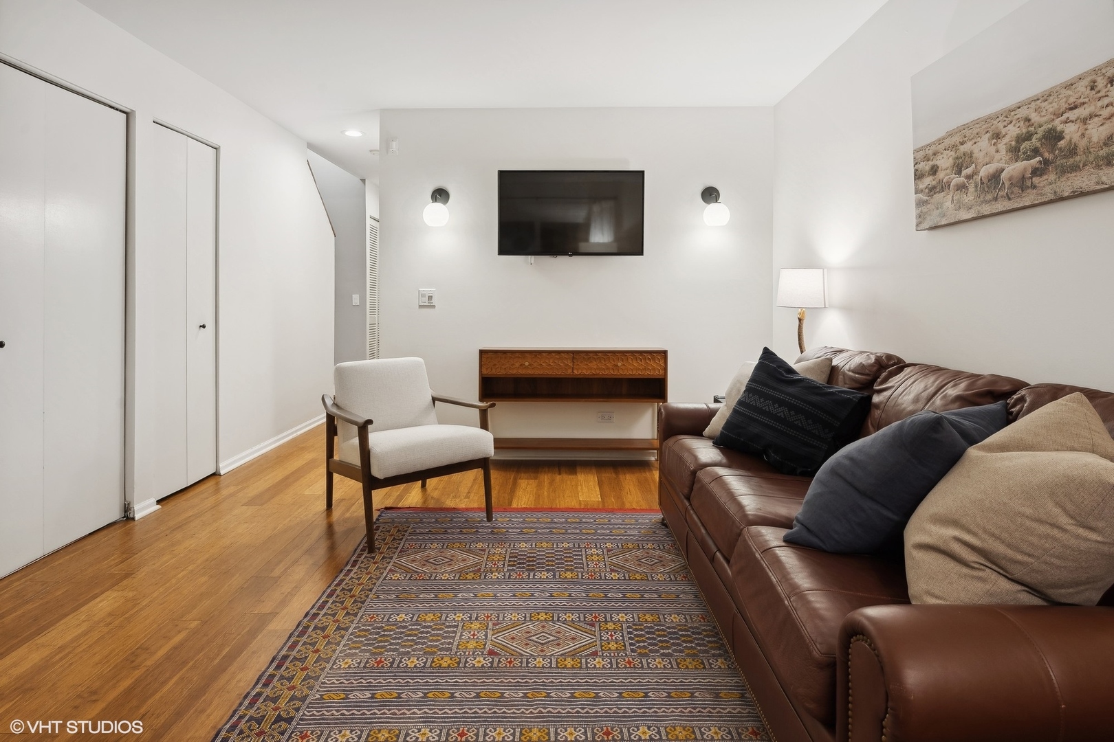 1801 W Winnemac Avenue Unit: D