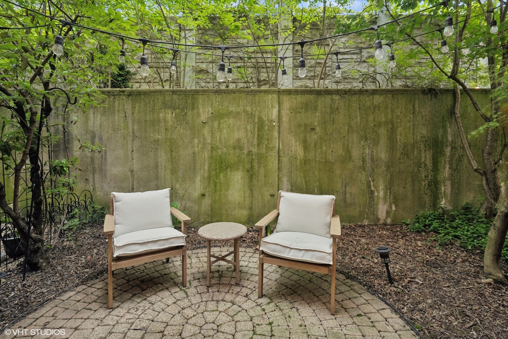 1801 W Winnemac Avenue Unit: D