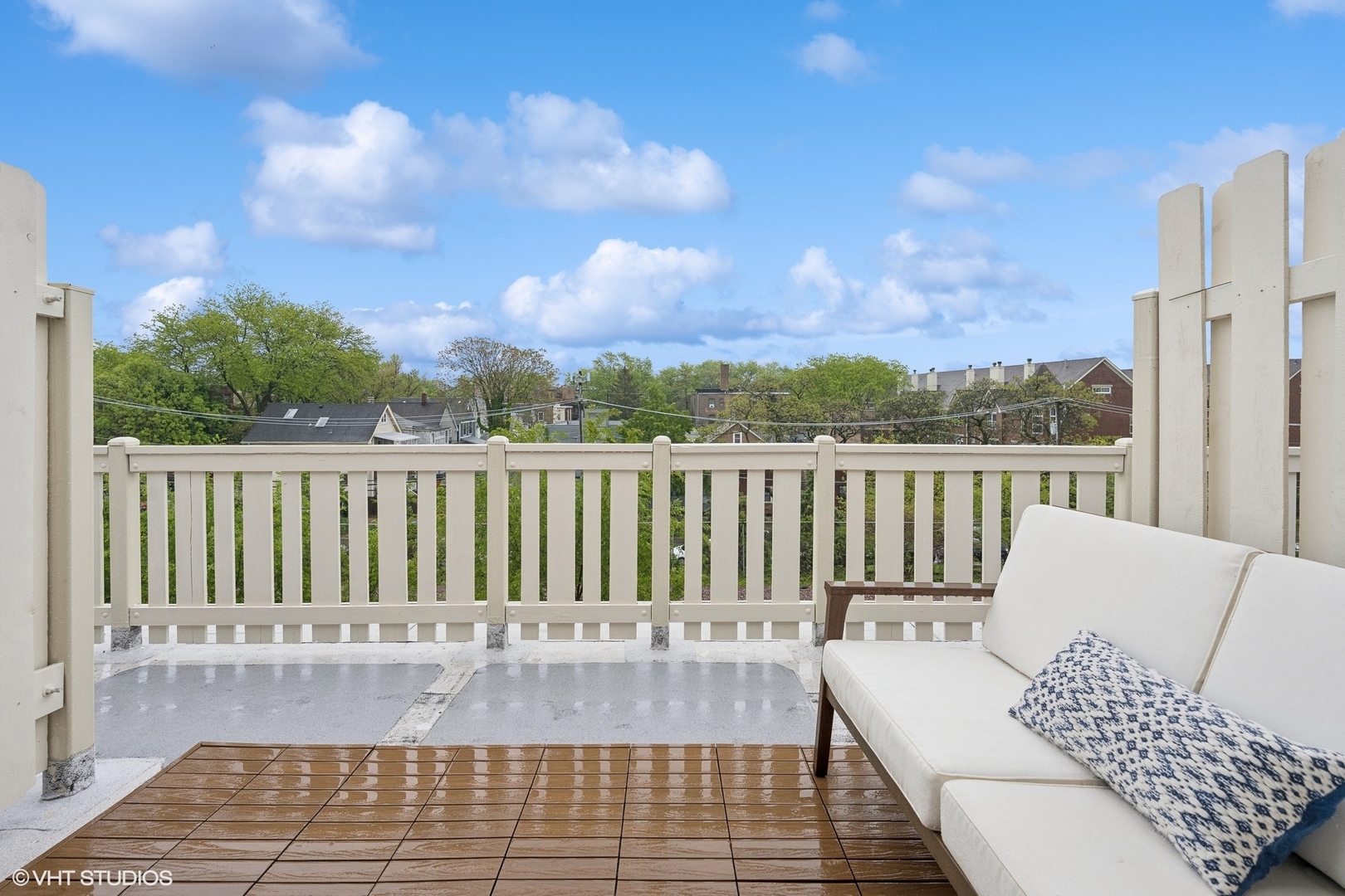 1801 W Winnemac Avenue Unit: D