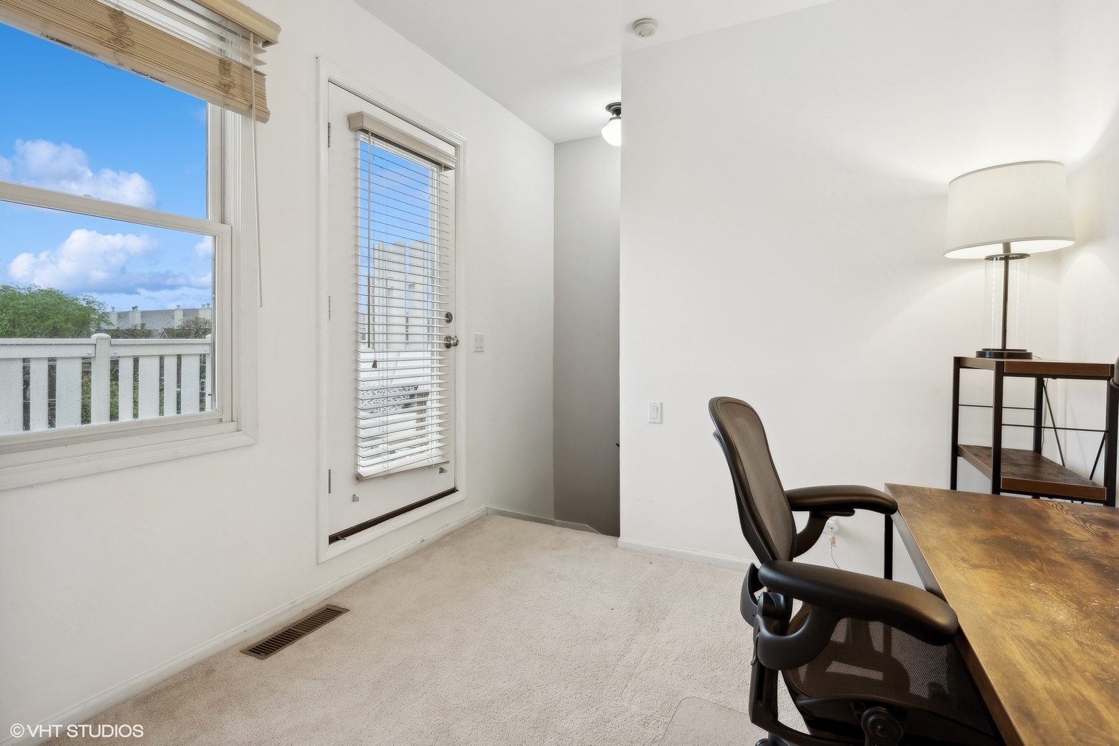 1801 W Winnemac Avenue Unit: D