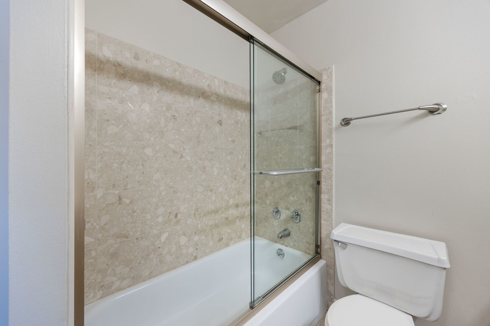 1636 N Wells Street Unit: 607