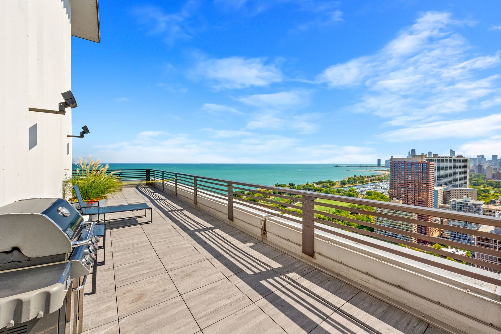 3150 N Lake Shore Drive Unit: 22C