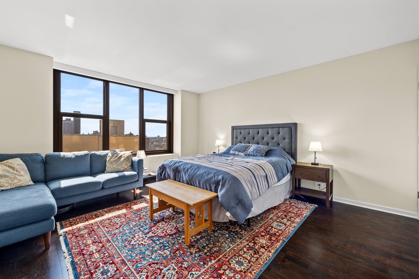 3150 N Lake Shore Drive Unit: 22C