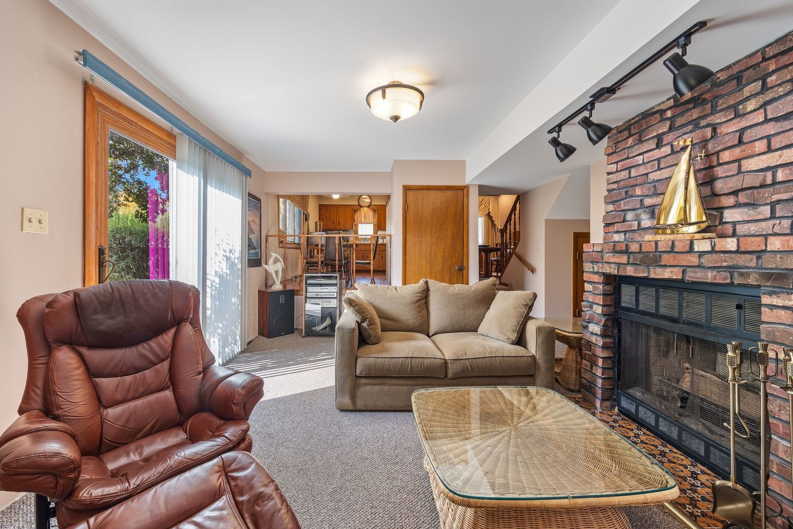 6151 W 83rd Street